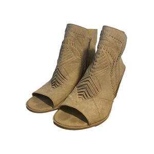 Universal Thread Edwina Open Toe Block Heel Booties Taupe Color Women's sz 11